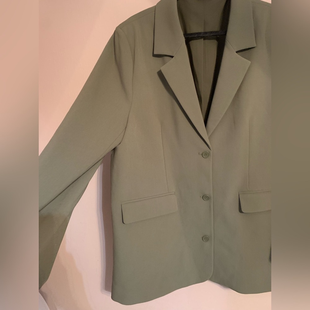 Smash + Tess Sage Green Blazer, oversized , XL, Scandi Girl - Picture 3 of 10